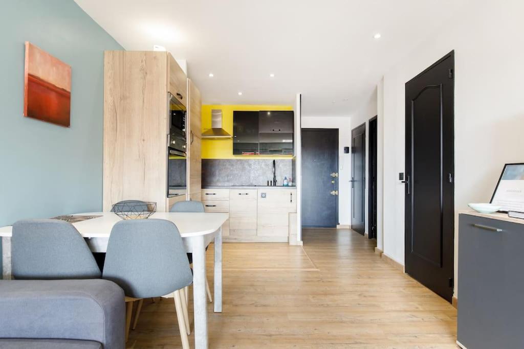 Stanislas Art - Cannes Centre - Terrasse - Clim Apartment Exterior photo